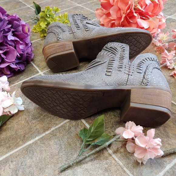 Not Rated - Nosara Gray Ankle Booties  Size 6.5 - Picture 4 of 8